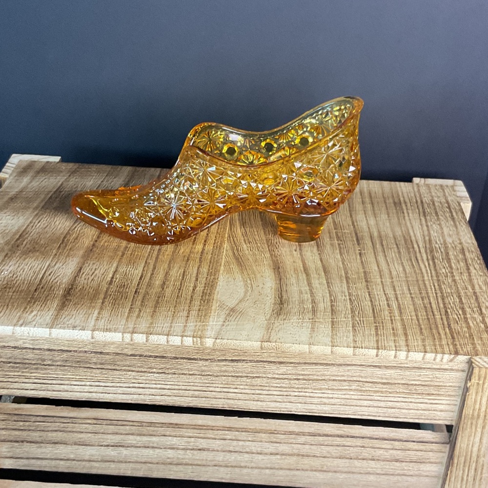 Fenton Amber Glass Women's Shoe